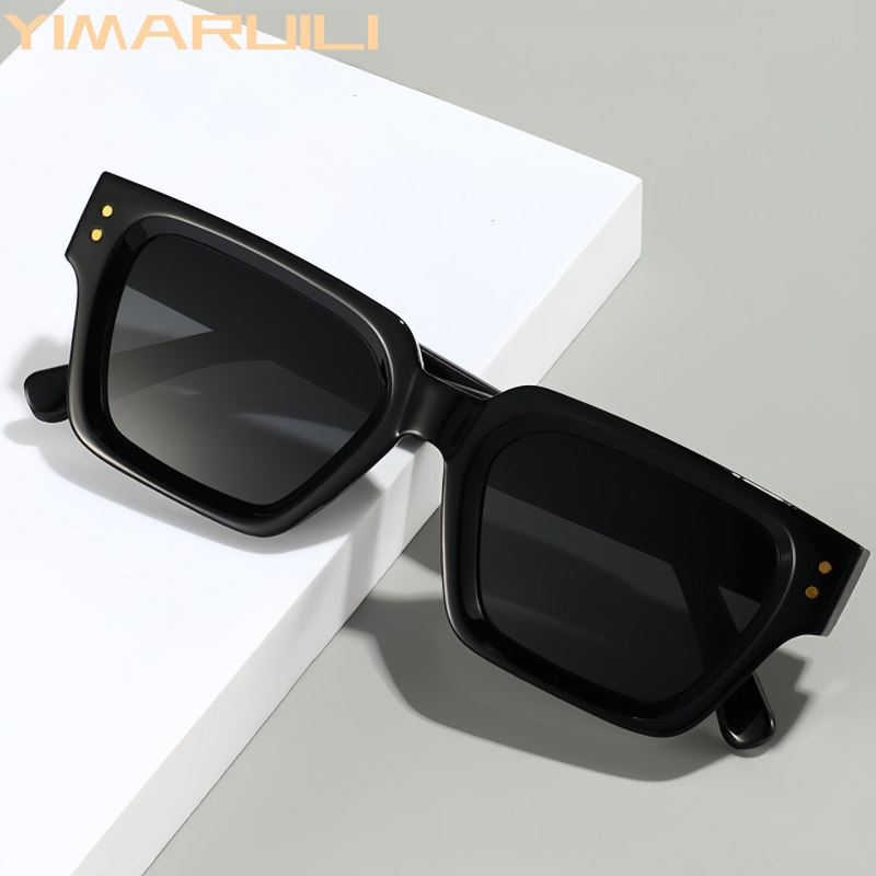 Men Fashion Photography - YIMARUILI Retro Square Men and Women