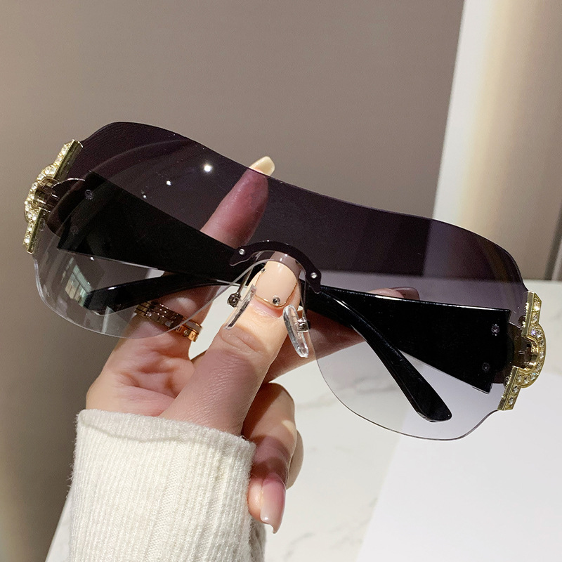 Men Fashion Photography - Sunglasses Women Large Frame Y2K Sun