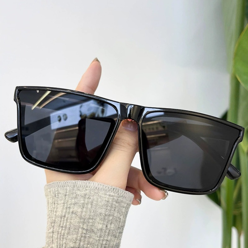 Handsome and Fashionable Glass - Men Fashion Photography ulasan dan harga